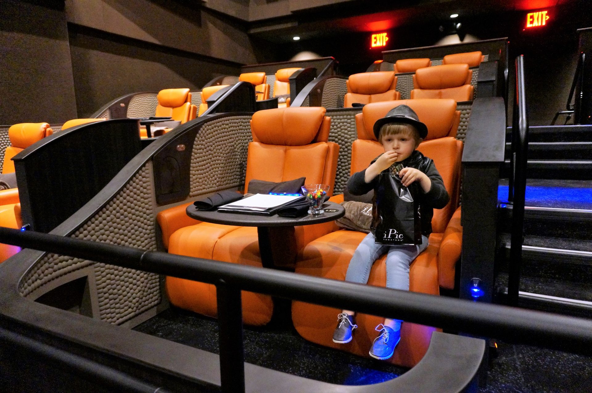 ipic theaters pasadena ca