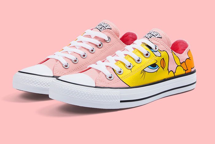 looney tunes converse toddler