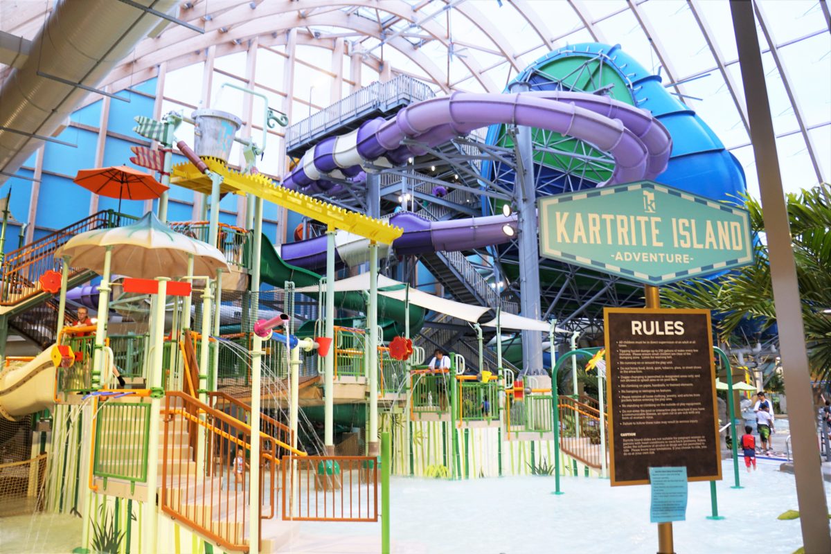 Epic Family Adventure - The Kartrite Resort Waterpark | Little Kid Big City