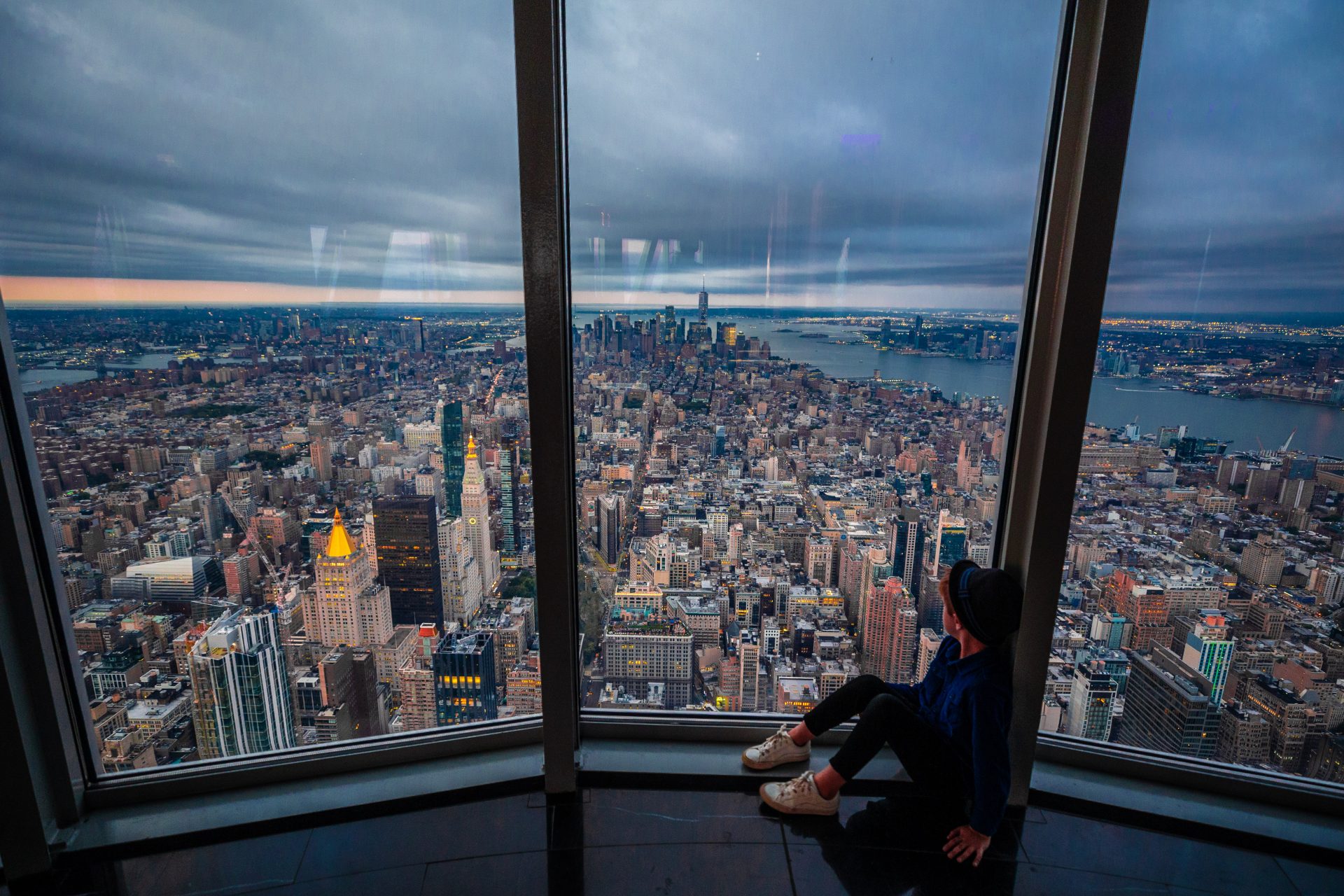 Little Kid Big City | Inside Empire State Building's 102nd Floor