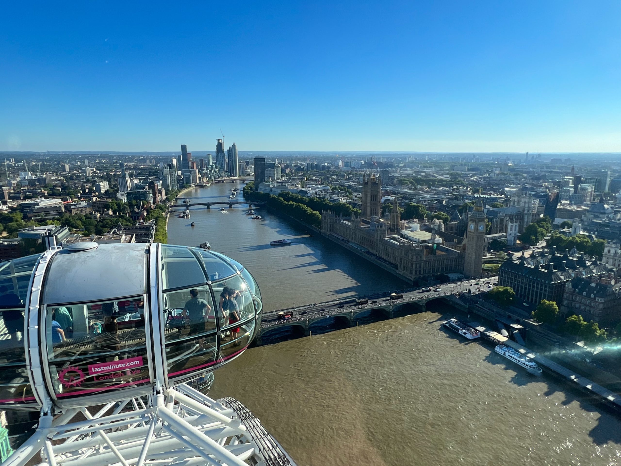 The London Eye on X: You won't believe your Eye(s) … 👀 📷@simbamatzon  #EyeLoveLondon  / X